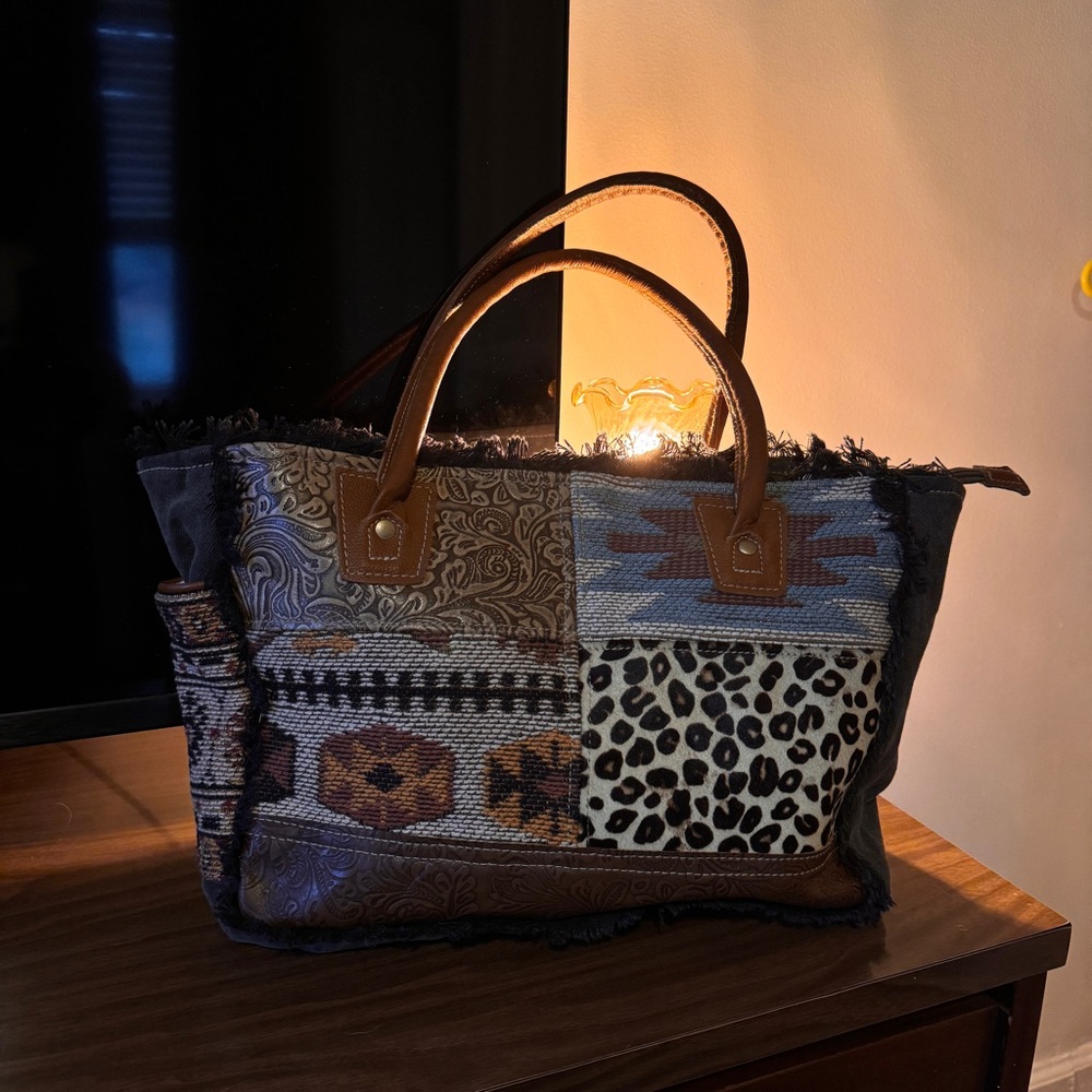MYRA Telluric Bag - Picture 2 of 8